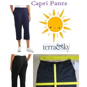 NWT ✿ TERRA & SKY Plus Capri Pants (Black or Blue)